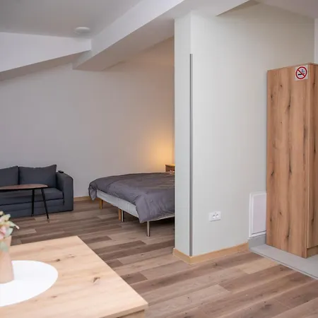 Velora Apartment *